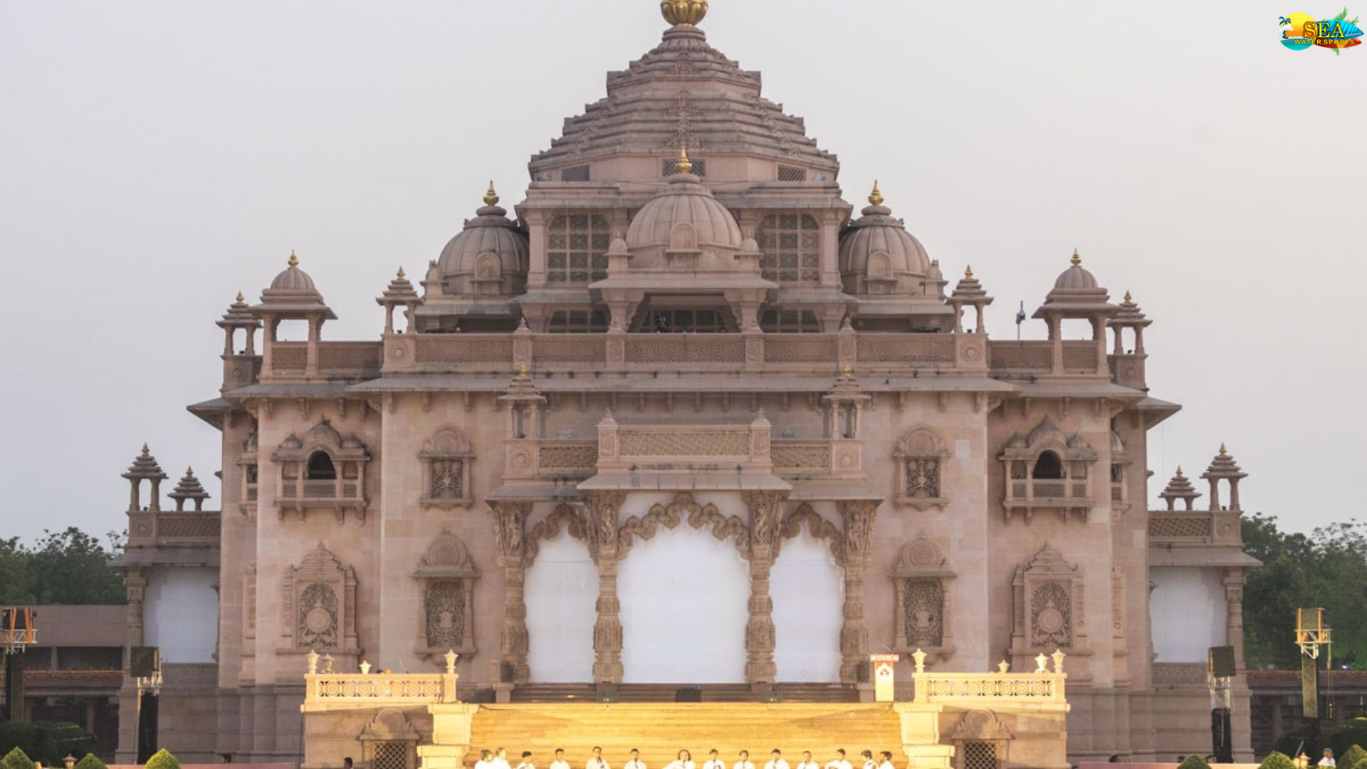 Travel Image 4